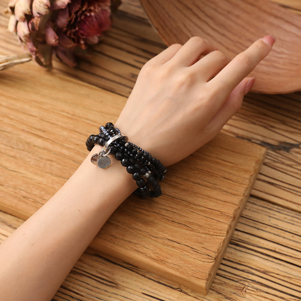 Armband mit echten schwarzen Lava Steinen