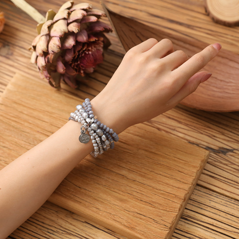 Armband mit echten grauen Perlen