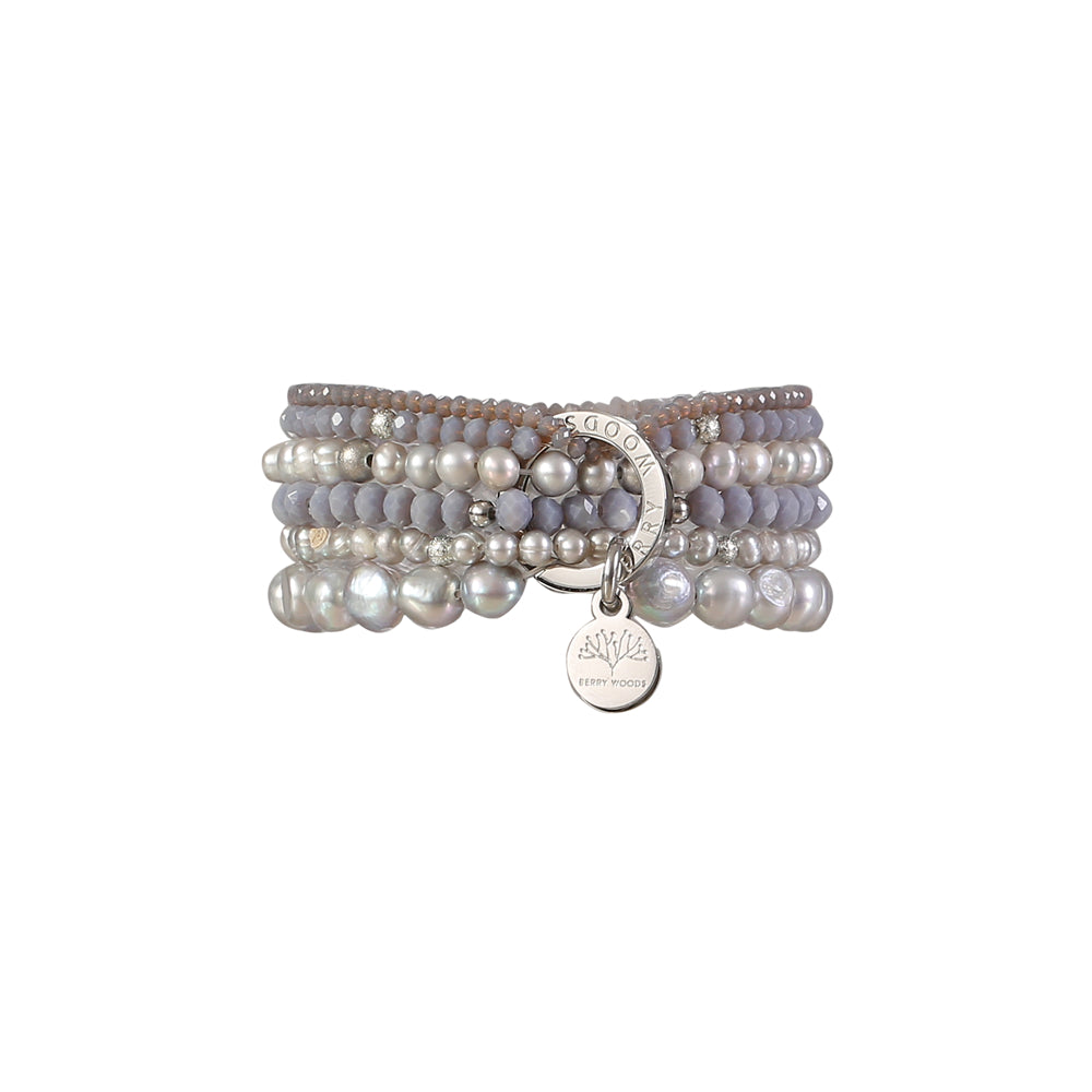 Armband mit echten grauen Perlen